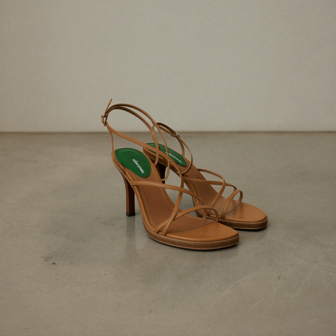 British Mode Women's Sandals