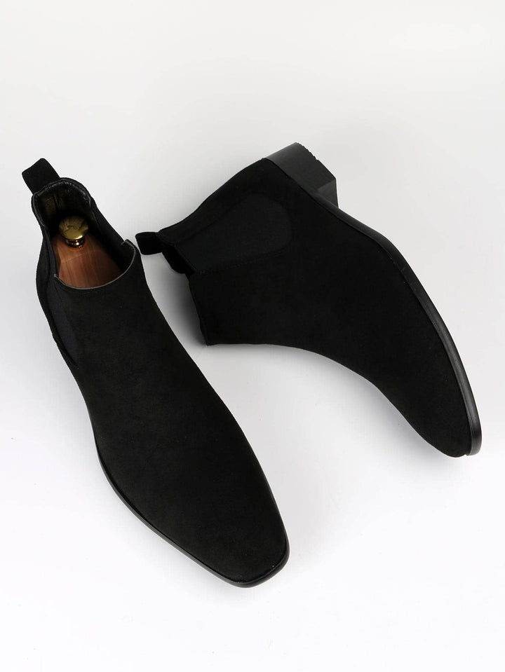 Unisex Chelsea Boots Minimalist Design