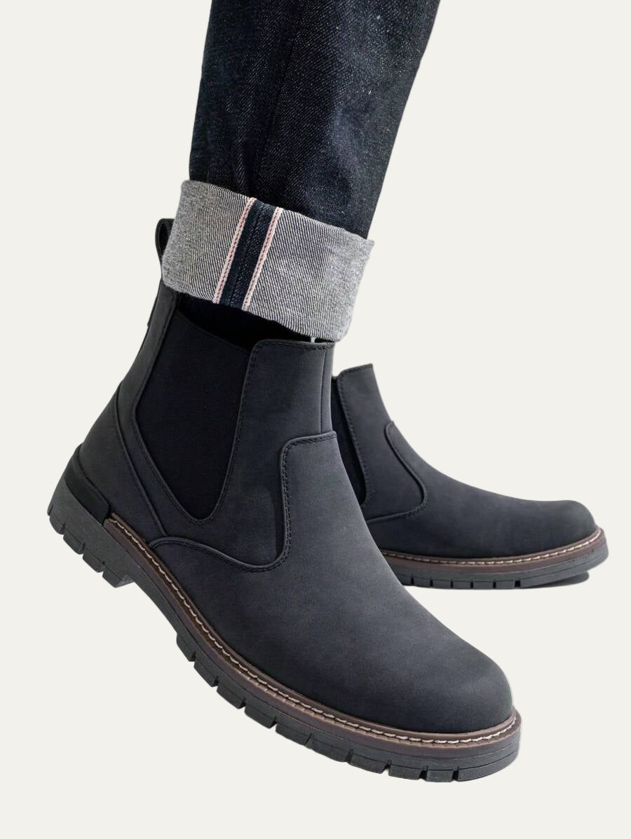 Mens Chelsea Boots with Lug Sole Durable Design