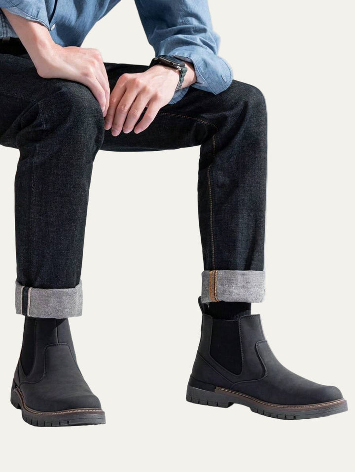 Mens Chelsea Boots with Lug Sole Durable Design