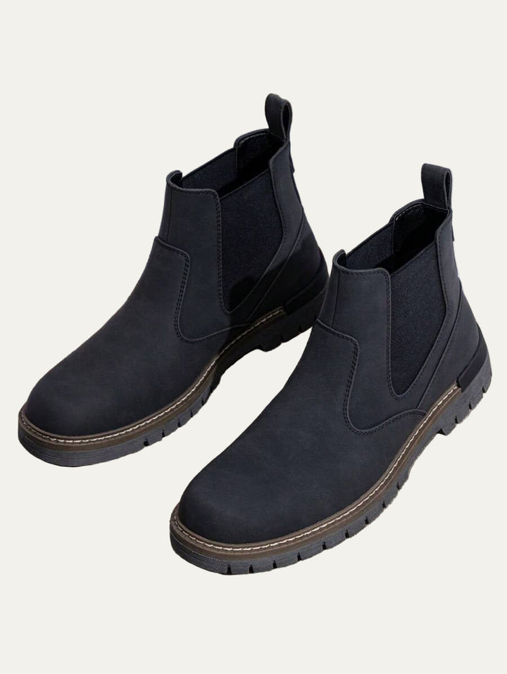 Mens Chelsea Boots with Lug Sole Durable Design