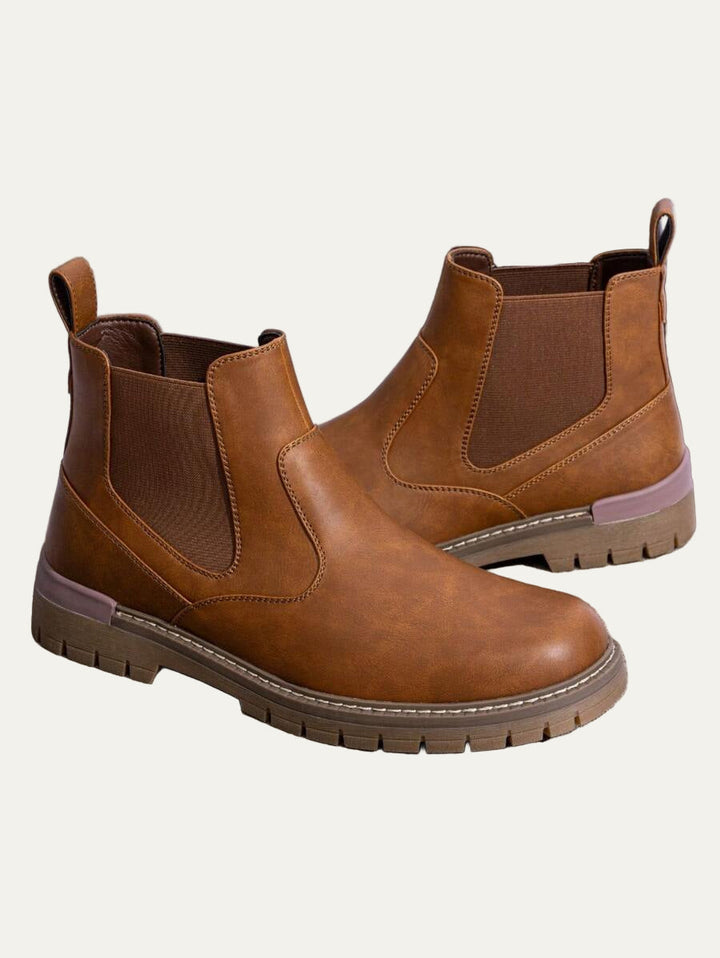 Mens Chelsea Boots with Lug Sole Durable Design