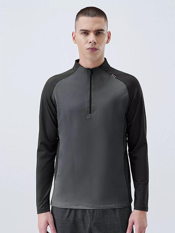 Mens Moisture Wicking T-Shirt Relaxed Fit Large