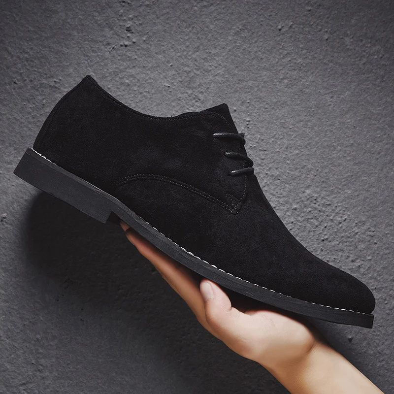 Unisex Sneakers with Classic Tie Closure