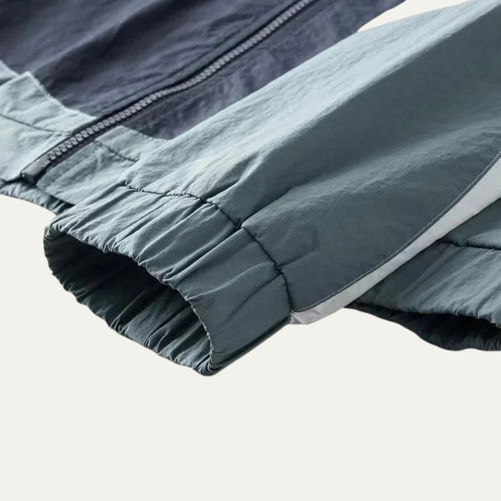Mens Windbreaker Lightweight Active Fit