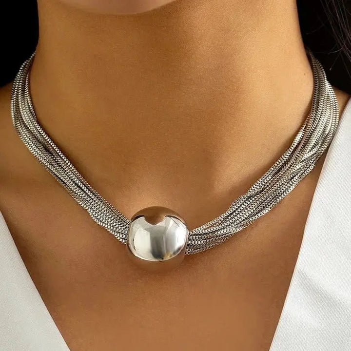 Womens Necklace Elegant Pendant Design - BritishMode