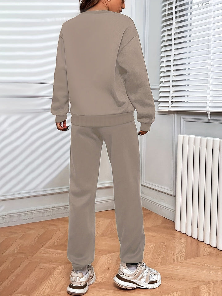 Unisex Two-Piece Tracksuit Oversized Comfortable Urban Style