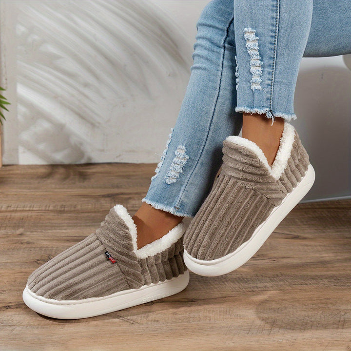 Unisex Plush Indoor Slippers Soft Cozy Non-Slip Slip-On