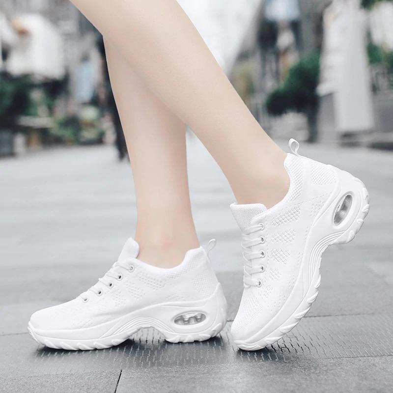 Unisex Orthopedic Sneakers Lightweight Lace-Up Design