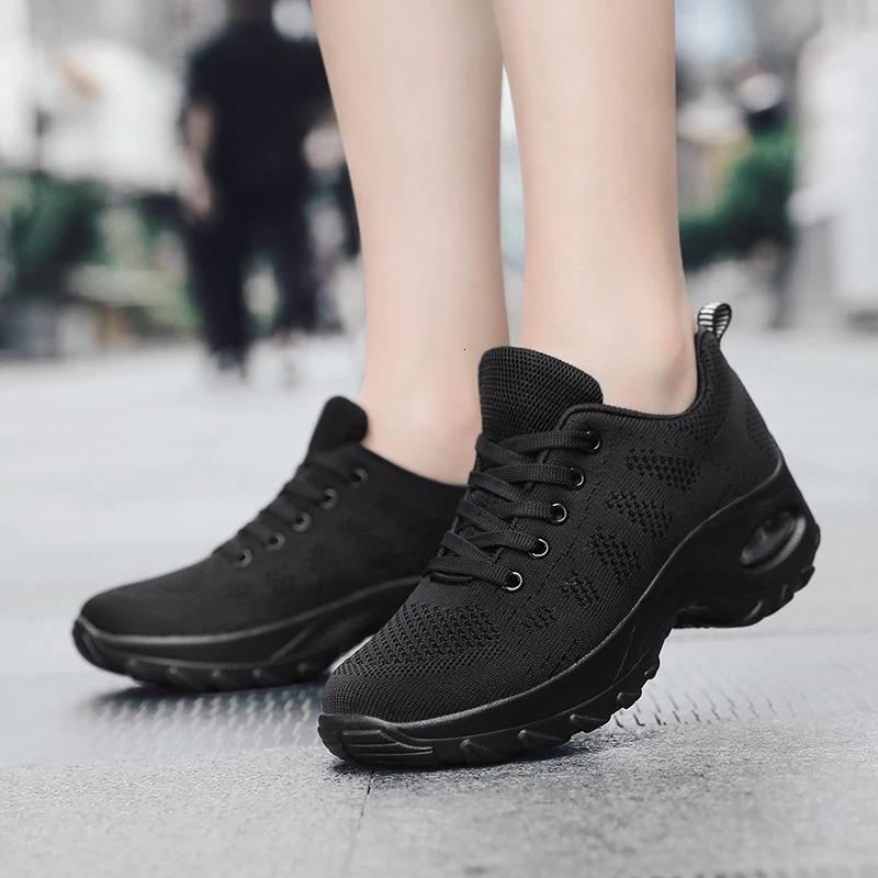 Unisex Orthopedic Sneakers Lightweight Lace-Up Design