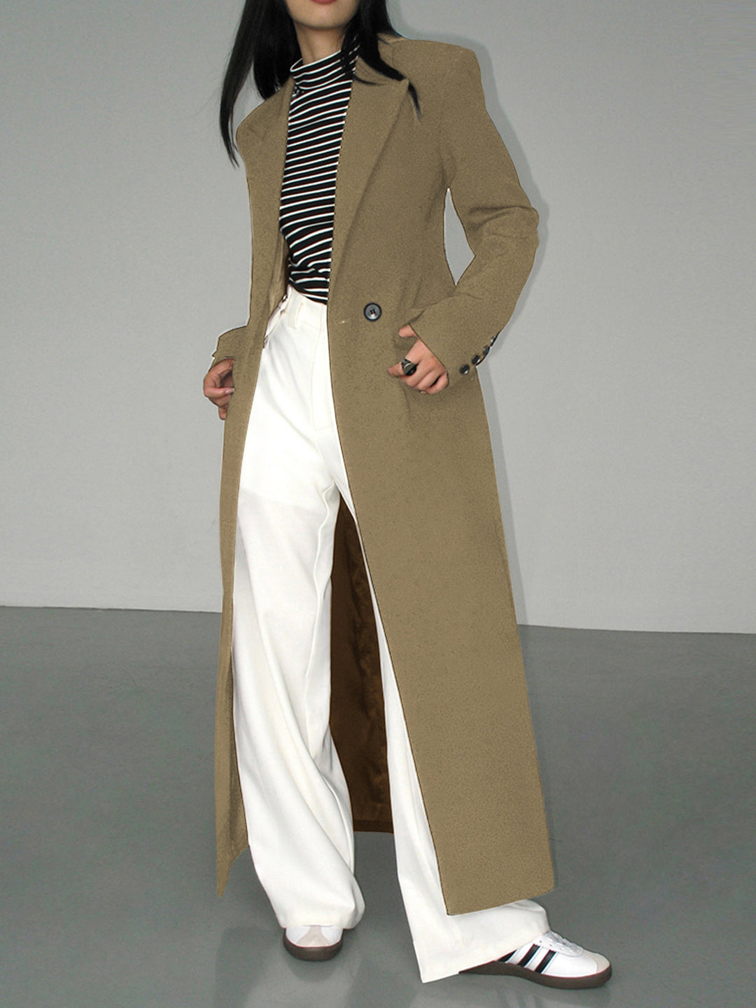 Womens Blazer Coat with Chic Collar and Pockets