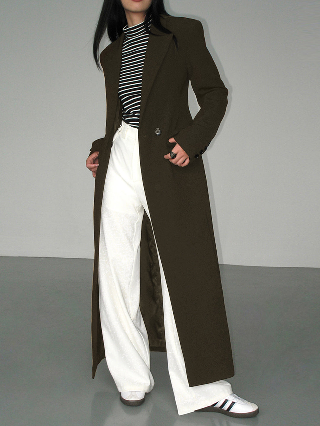 Womens Blazer Coat with Chic Collar and Pockets