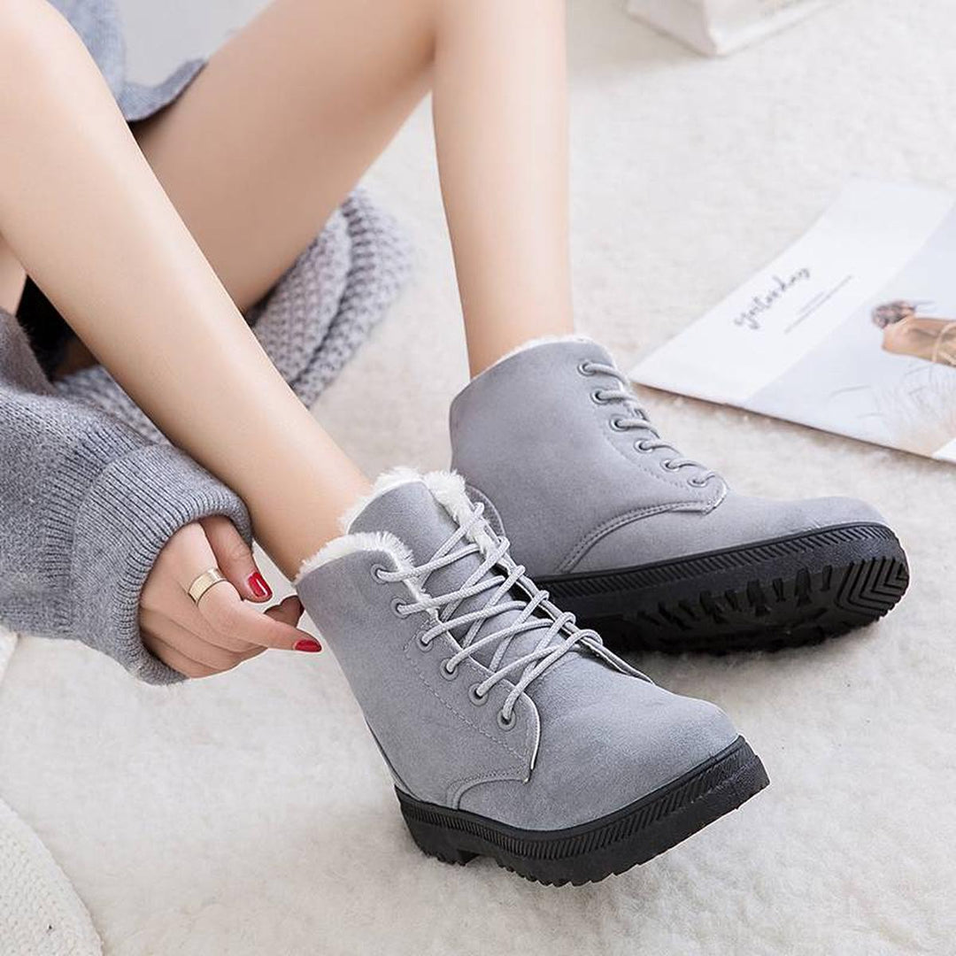 Unisex Snow Boots Insulated Warm Grip Sole