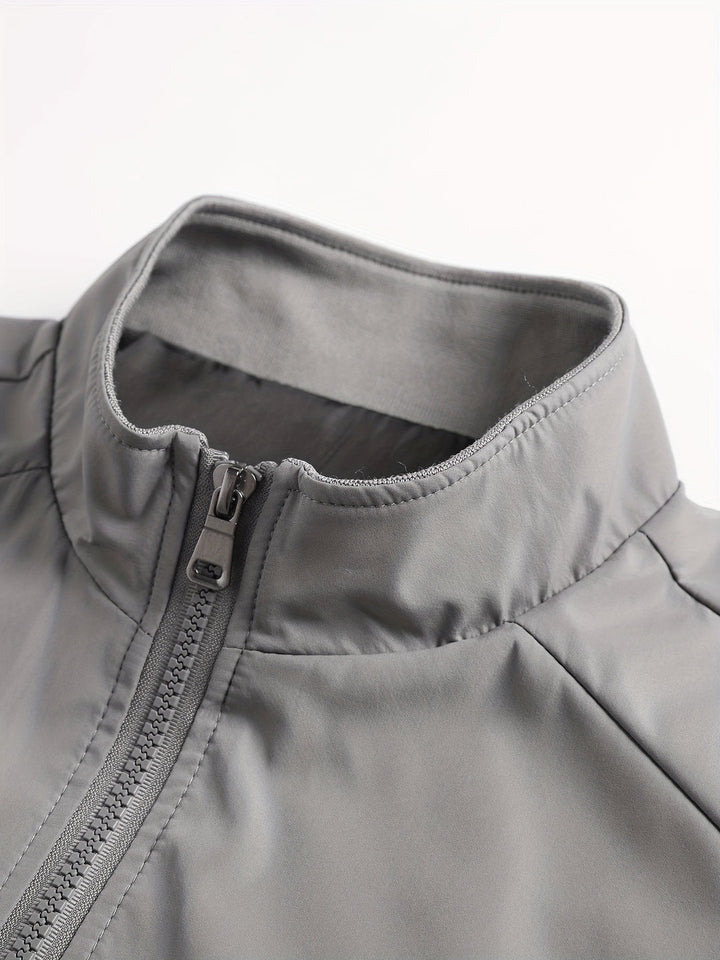 Mens Lightweight Windbreaker Jacket Breathable Fit