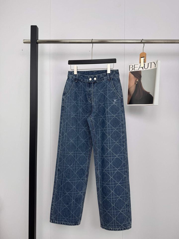 Womens Straight Leg Jeans with Embroidery Comfortable Fit