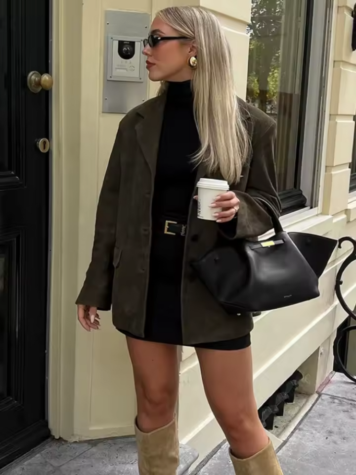 Womens Coat with Finish Stylish Fit