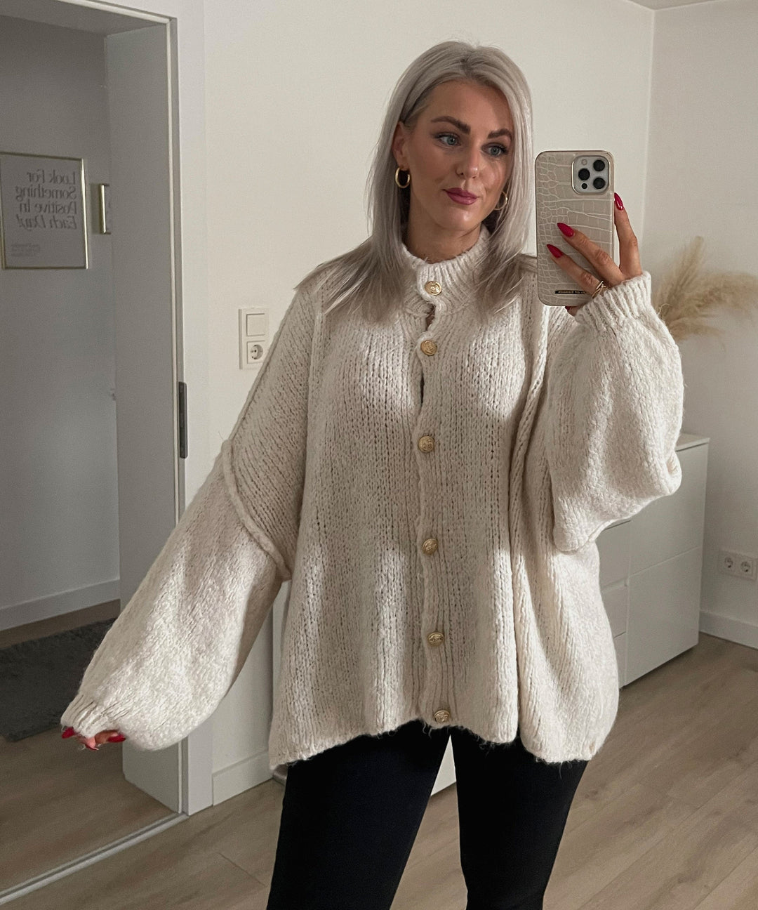 Womens Oversized Knit Cardigan Relaxed Fit