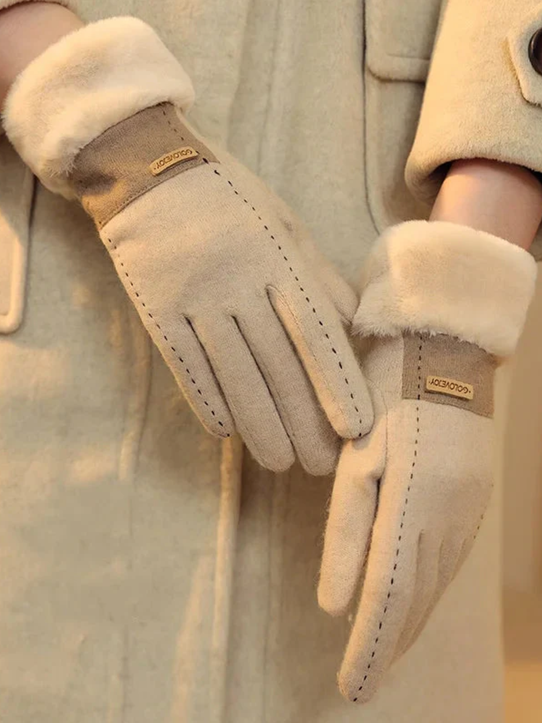 Unisex Plush Suede Winter Gloves Touchscreen Compatible - BritishMode