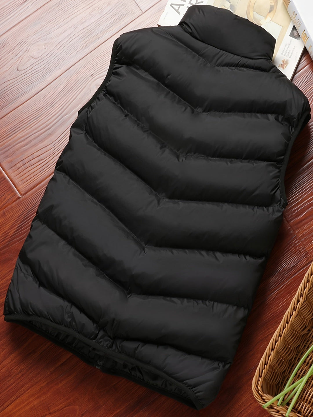 Unisex Puffer Vest Low Bulk Insulation Lightweight Fit