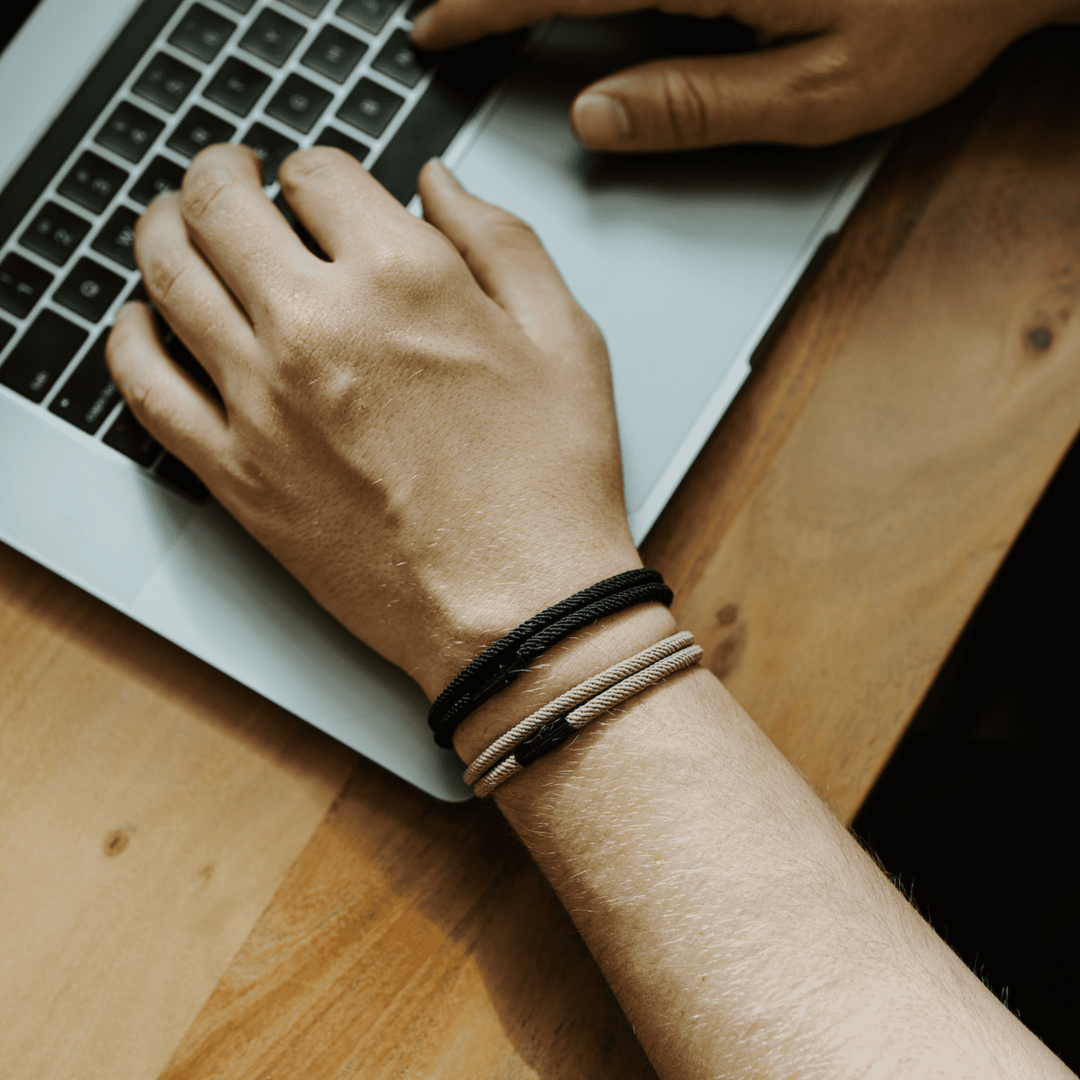 Unisex Magnetic Bracelet Adjustable Fit