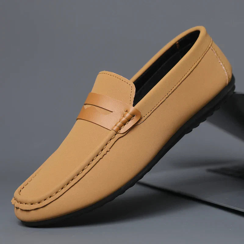 Unisex Loafers Classic Slip-On Design - BritishMode