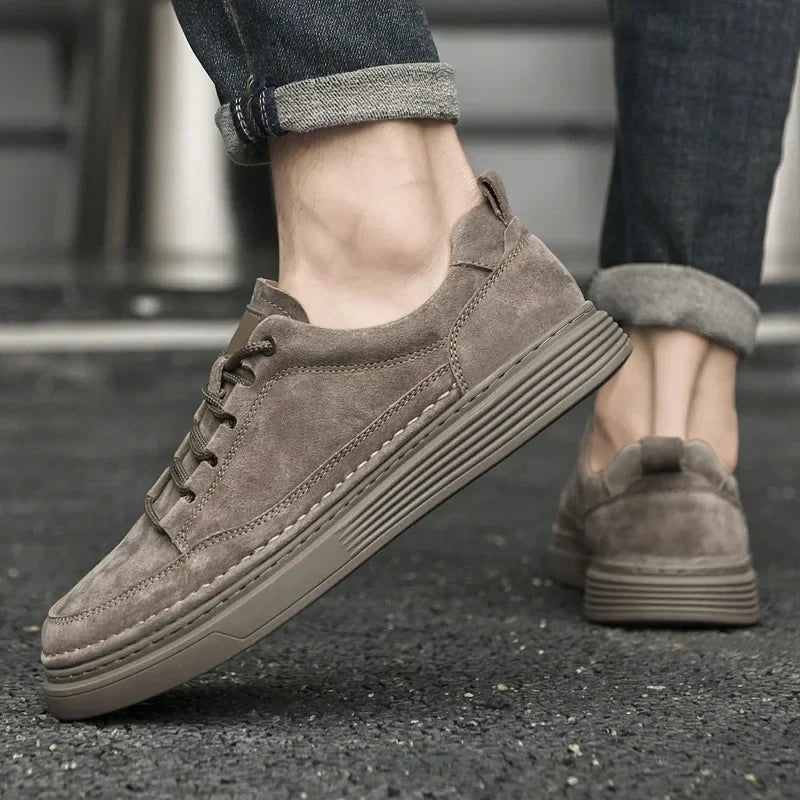 Unisex Suede Sneakers Casual Fit