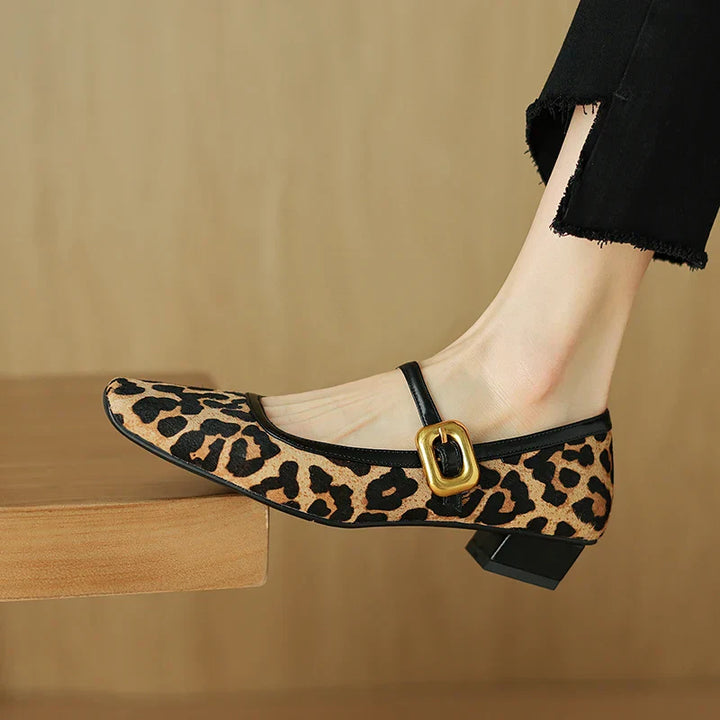 Womens Pumps with Pointed Toe Classic Fit