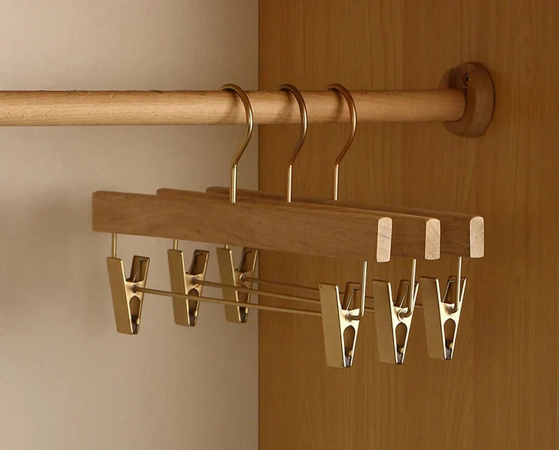 Wooden Broad Shoulder Hangers Pack Closet Organizers
