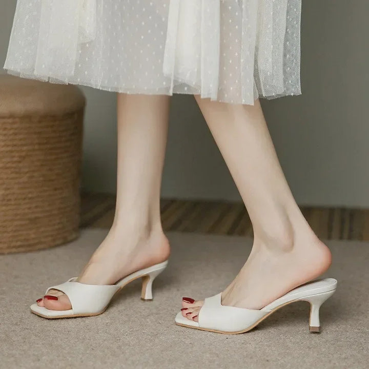Womens Heeled Shoes Classic Fit