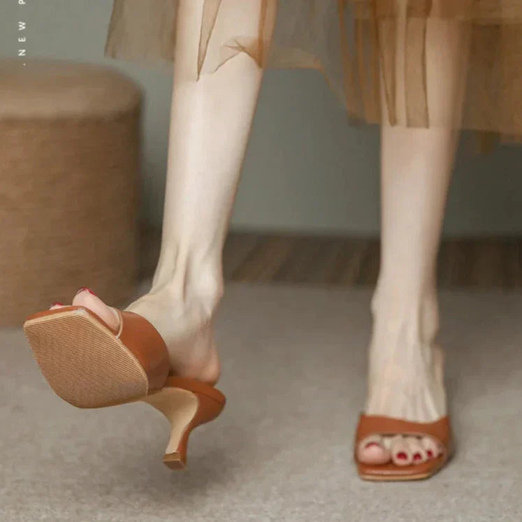 Womens Heeled Shoes Classic Fit