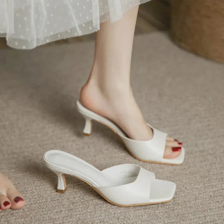 Womens Heeled Shoes Classic Fit