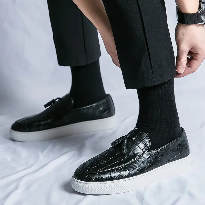 Mens Leather Loafers Embossed Breathable Refined Fit
