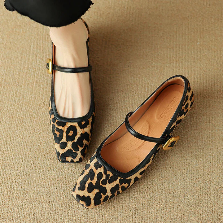 Womens Pumps with Pointed Toe Classic Fit