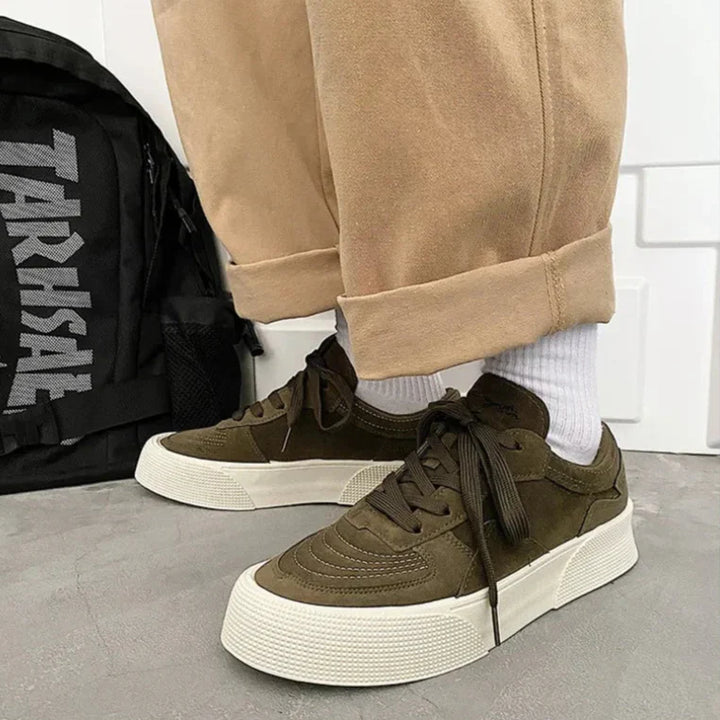 Unisex Sneakers Lightweight Breathable Design