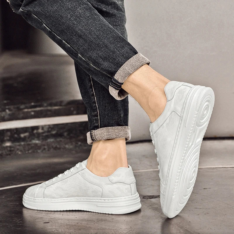 Unisex Sneakers Casual Comfortable Fit