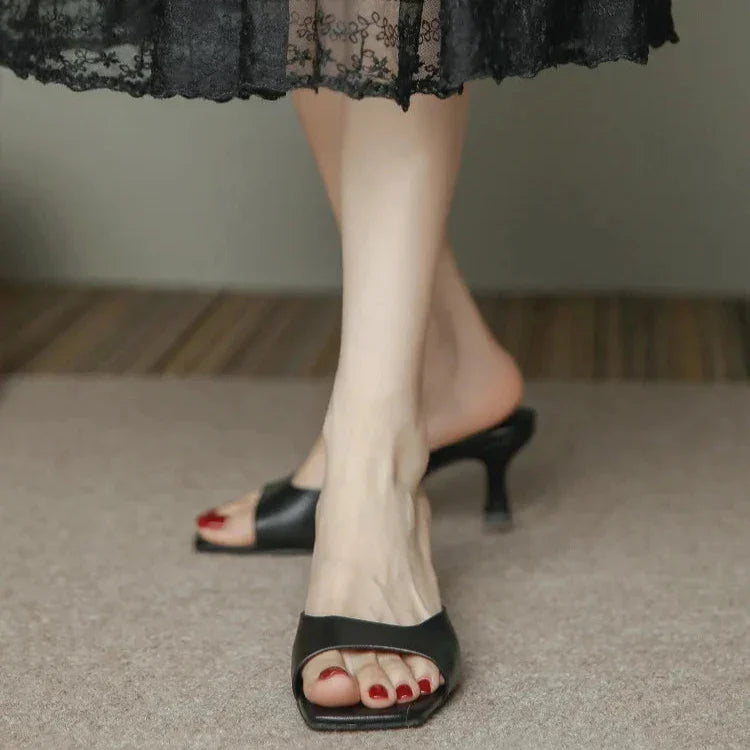 Womens Heeled Shoes Classic Fit