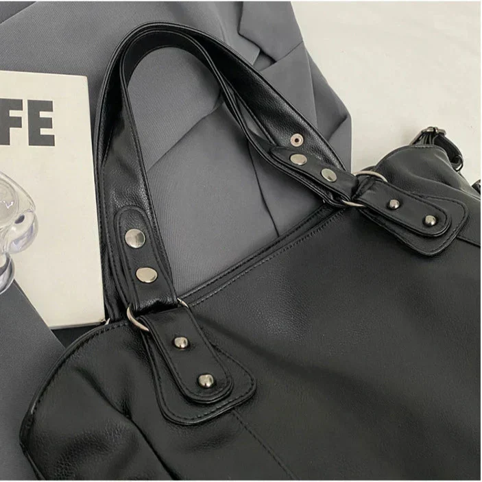 Womens Large Soft Leather Handbag Spacious Design
