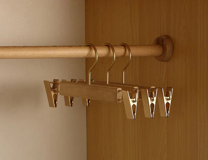 Wooden Broad Shoulder Hangers Pack Closet Organizers