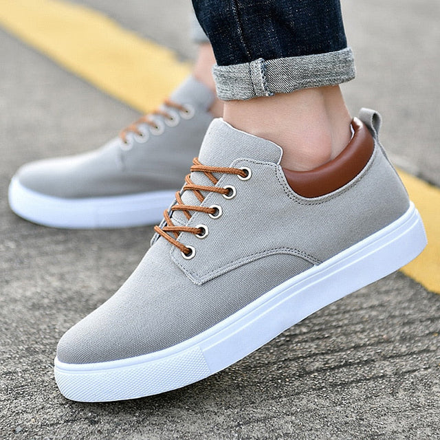 Mens Casual Sneakers Chic Style