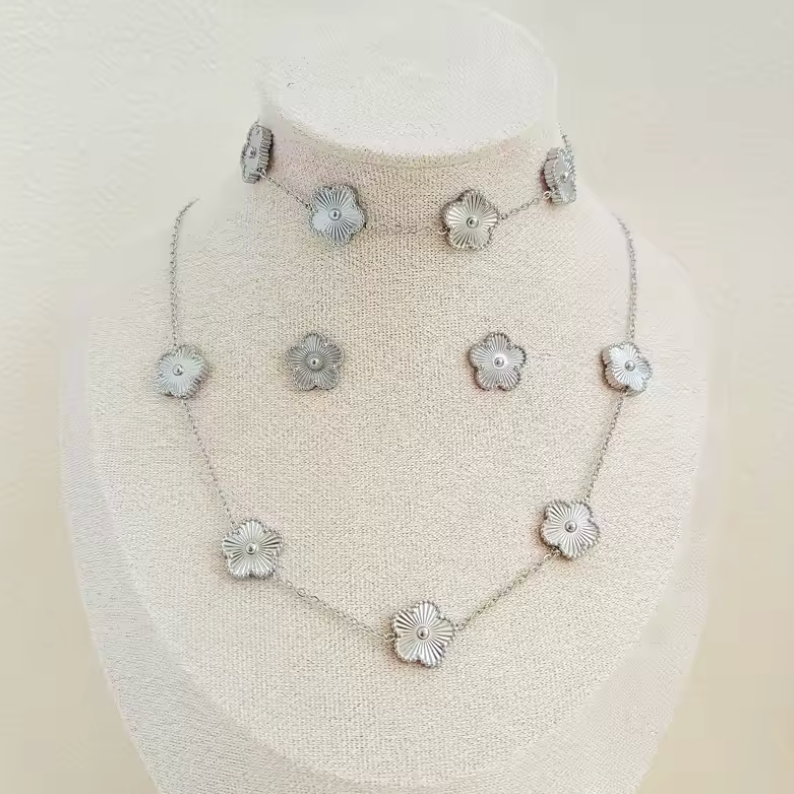 Womens Jewelry Set with Clover Pendant Gift Ready
