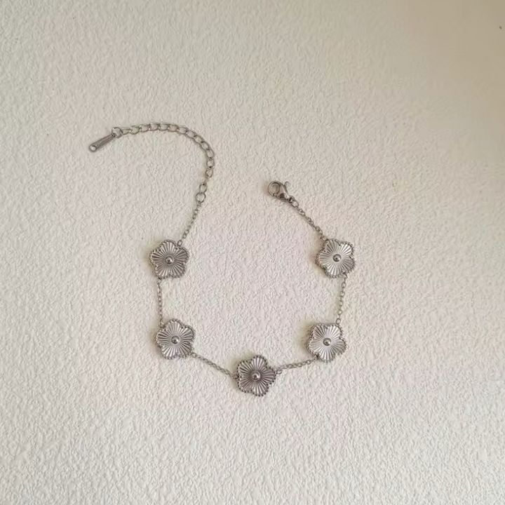 Womens Jewelry Set with Clover Pendant Gift Ready