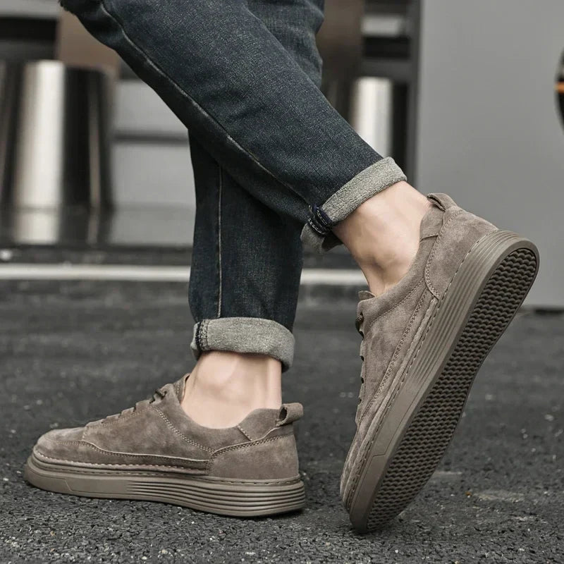 Unisex Suede Sneakers Casual Fit