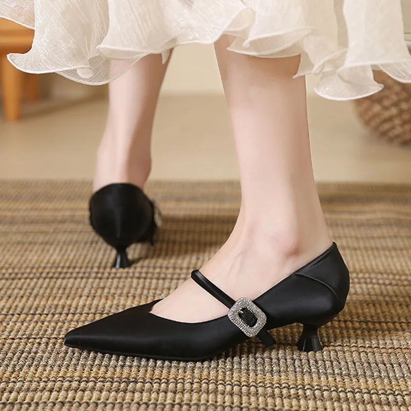 Womens Kitten Heel Shoes Classic Fit