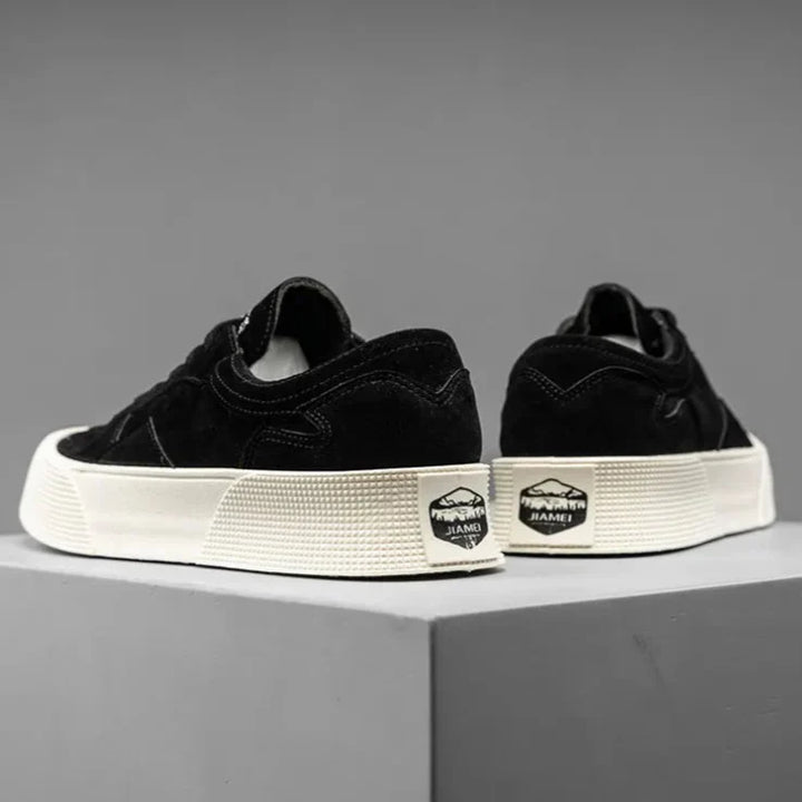 Unisex Sneakers Lightweight Breathable Design