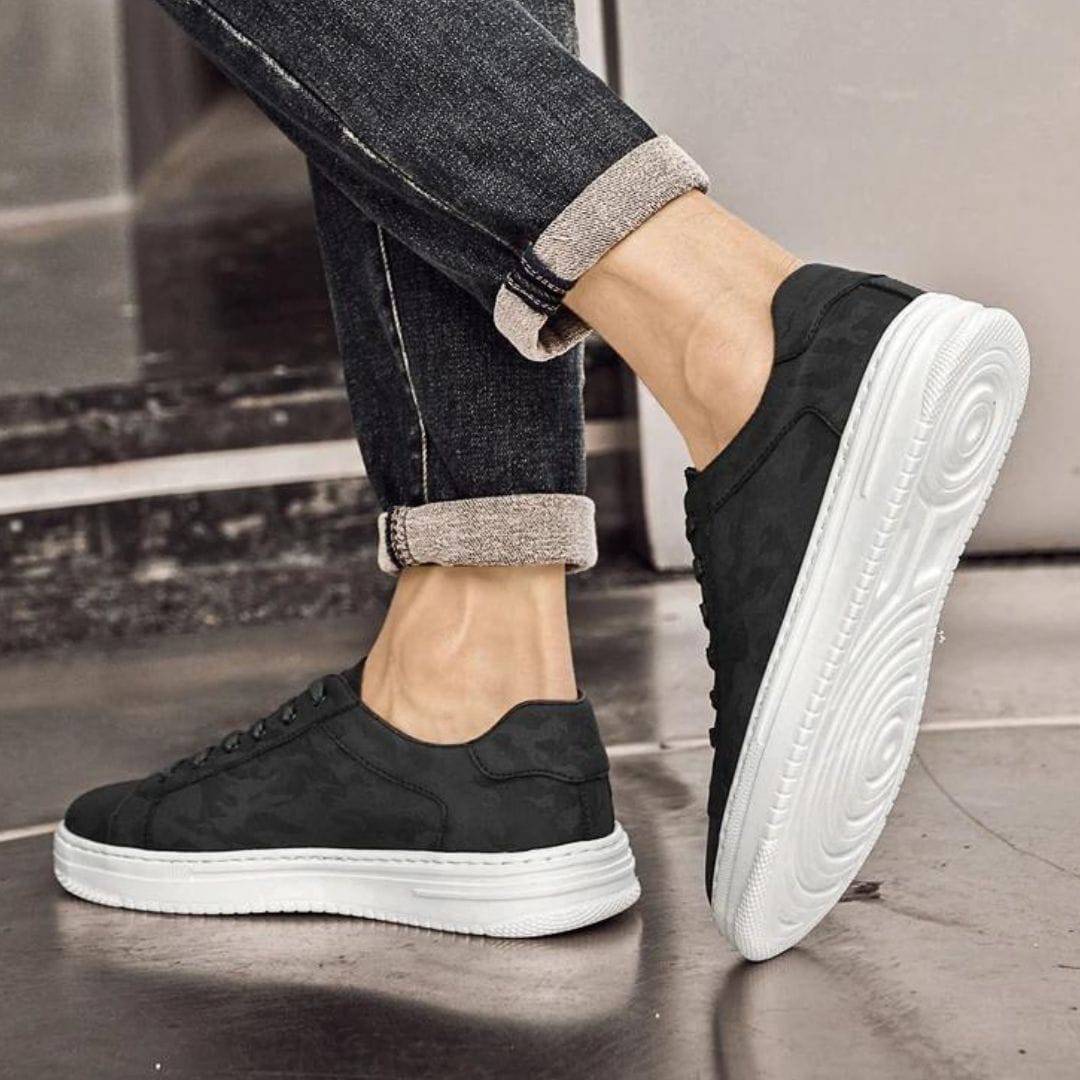 Unisex Sneakers Polyester Blend Upper Cushioned Sole