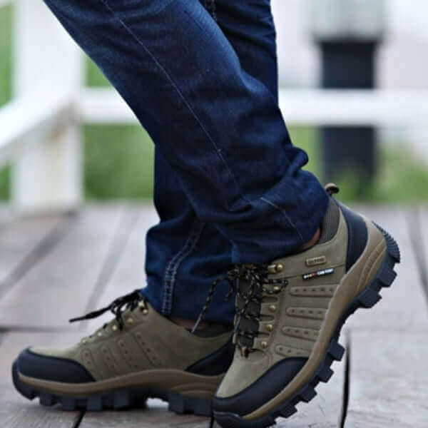 Unisex Waterproof Leather Hiking Walking Shoes