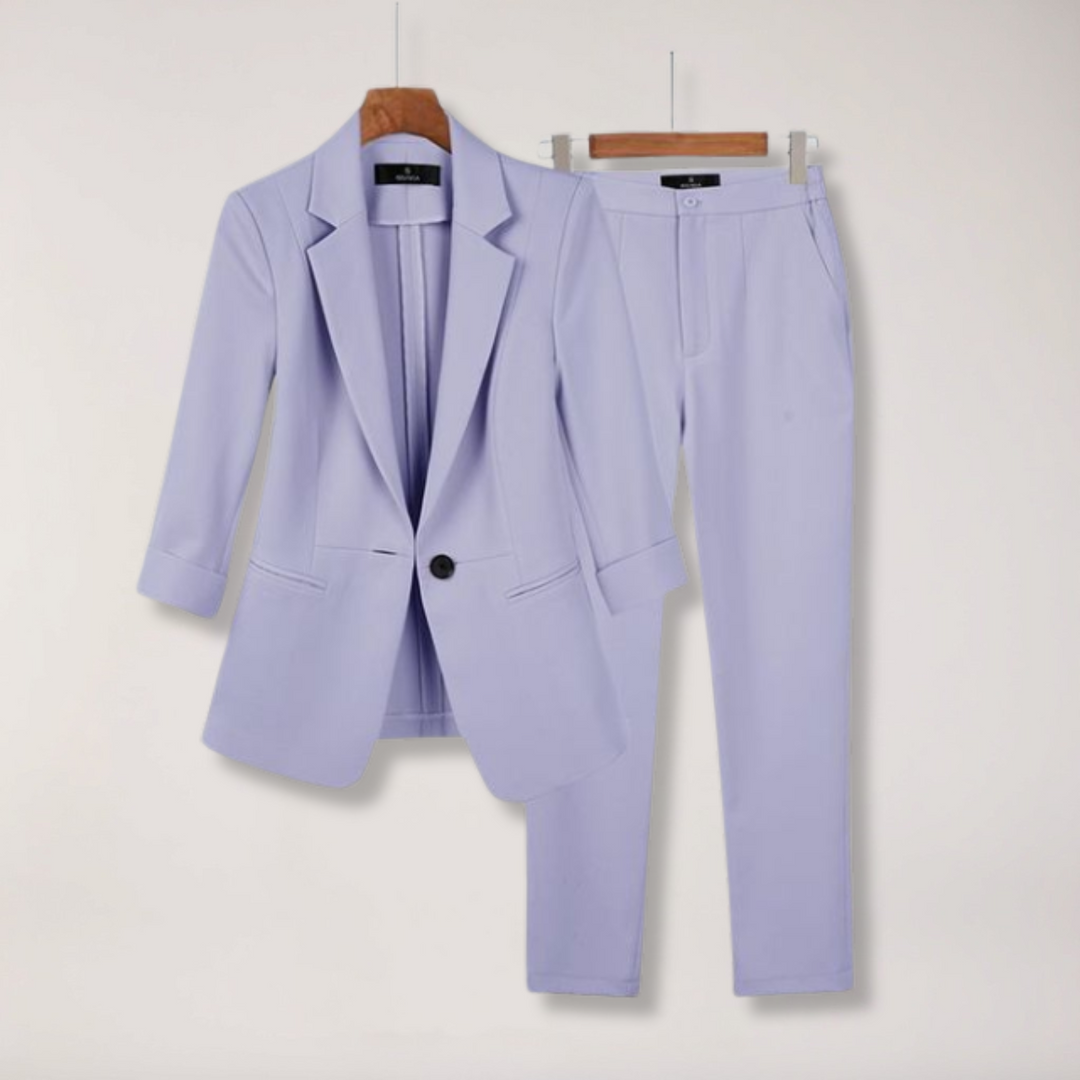 Womens Tailored Blazer and Trousers Two-Piece Suit Formal Fit