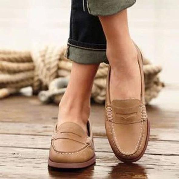 Womens Moccasin Slip-On Leather Classic Style