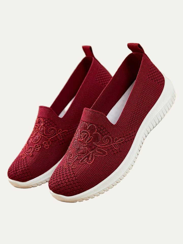 Womens Knit Slip-On Walking Shoe Breathable Lightweight