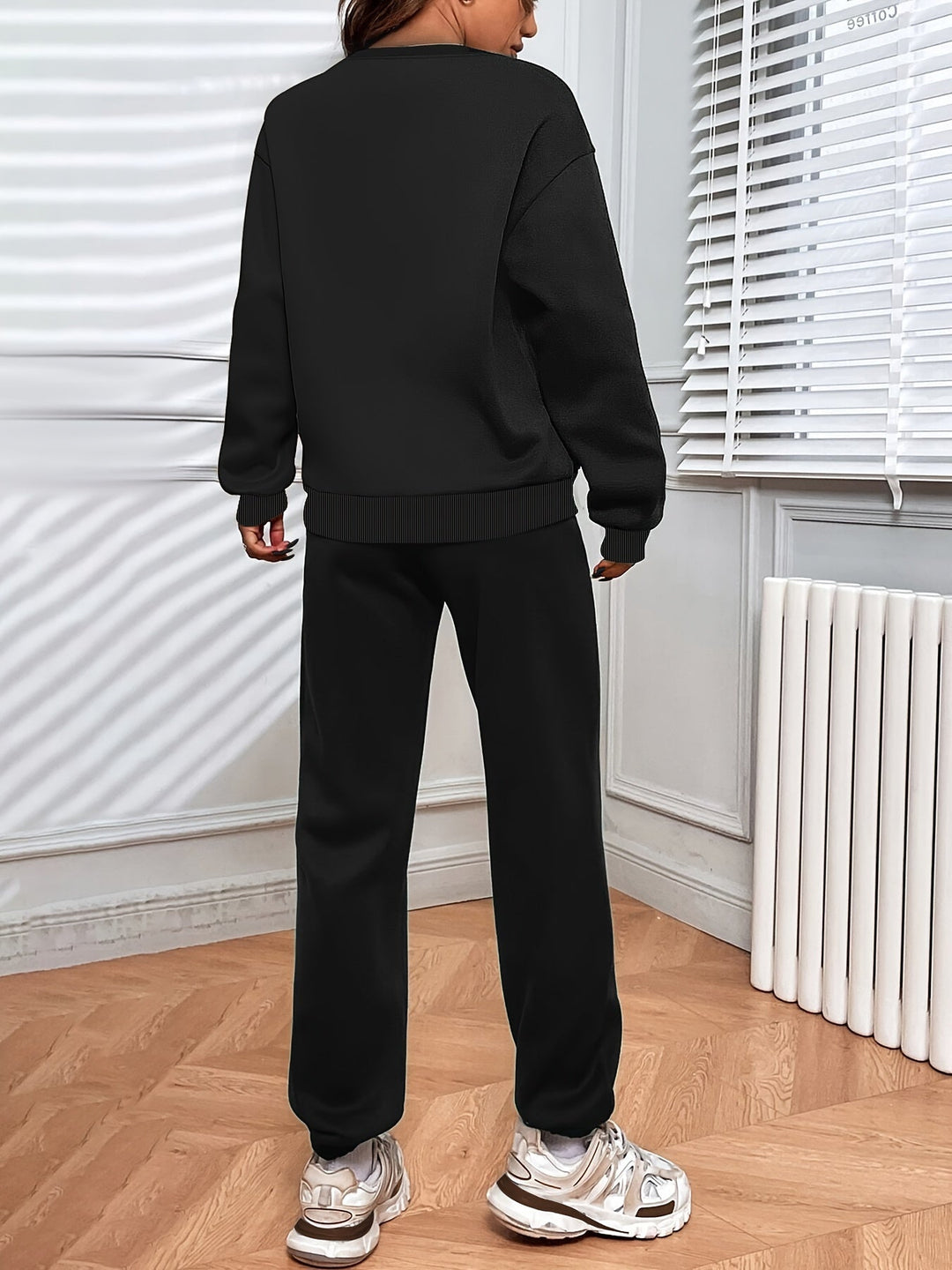 Unisex Two-Piece Tracksuit Oversized Comfortable Urban Style